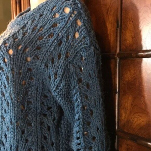 NWOT Cable Stitch Mediterranean Blue Wool Blend Open Weave Sweater - Picture 9 of 12